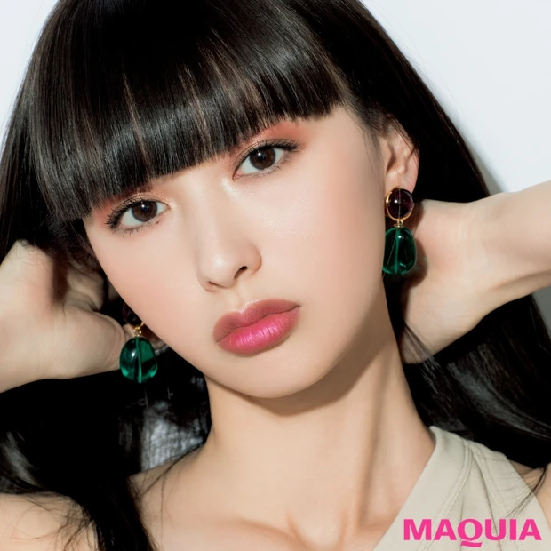 鈴木えみさんが2018年・夏新色でセルフメイク! トライしたカラーは?