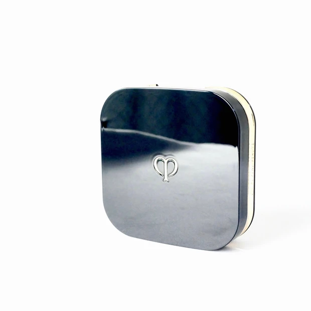 clé de peau BEAUTÉ(クレ・ド・ポー ボーテ)タンクッションエクラ ルミヌ