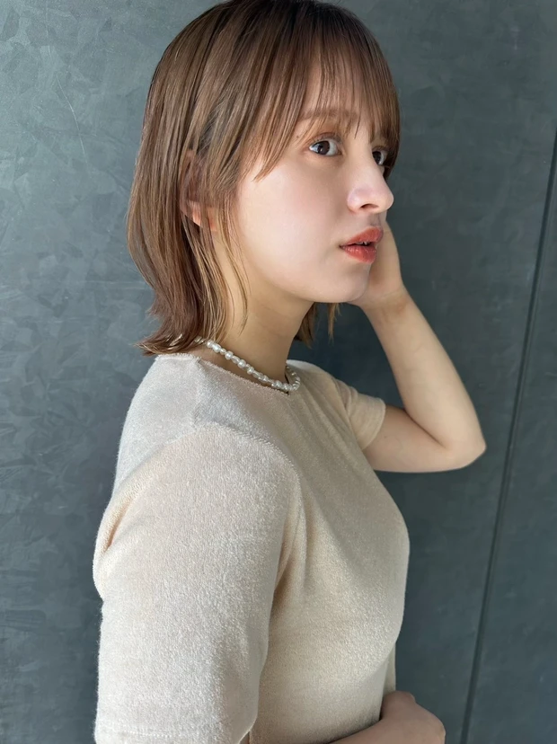 ボブ　ミニボブ　ヘア　髪型　ヘアスタイル　大人　前髪あり