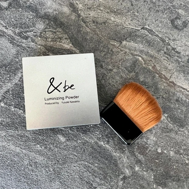 【5位】《&be》チークとしても使える♡万能艶々ハイライト!