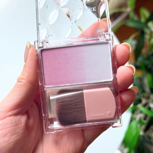 CANMAKE キャンメイク グラデーションチークス 01ベリーヨーグルト