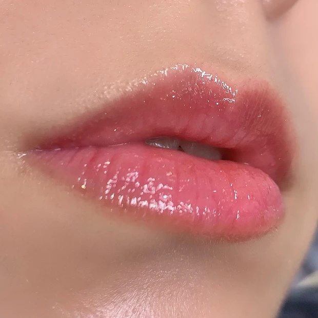 Visee ヴィセ ジェミィティントセラム リップメイク ラメ感