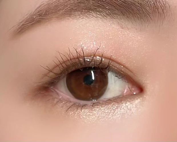 あのラブライナーから花束のようなアイシャドウパレット『ロマンティックブルームコレクション』登場！写真&動画たっぷりで徹底レビューします♪【限定コスメ】_7_1