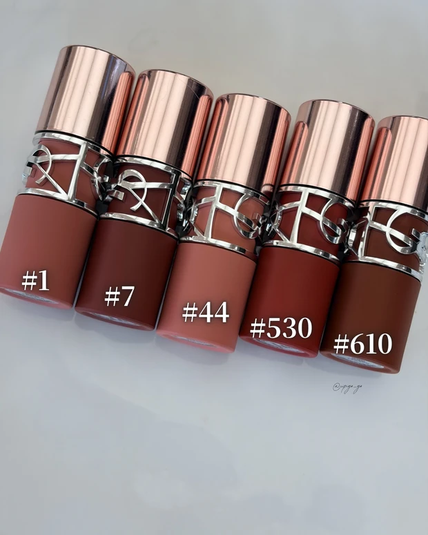 YSL イヴ・サンローランラブヌード リップ ステイン 全色