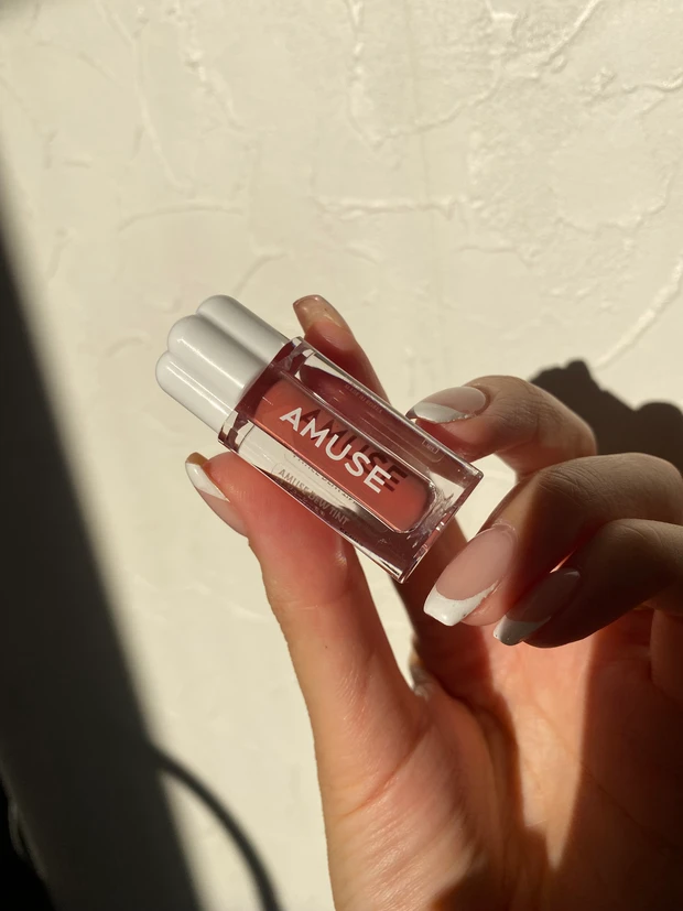 プロのイメコン厳選！イエベ春に似合う華やぎ韓国プチリップ2選！_2