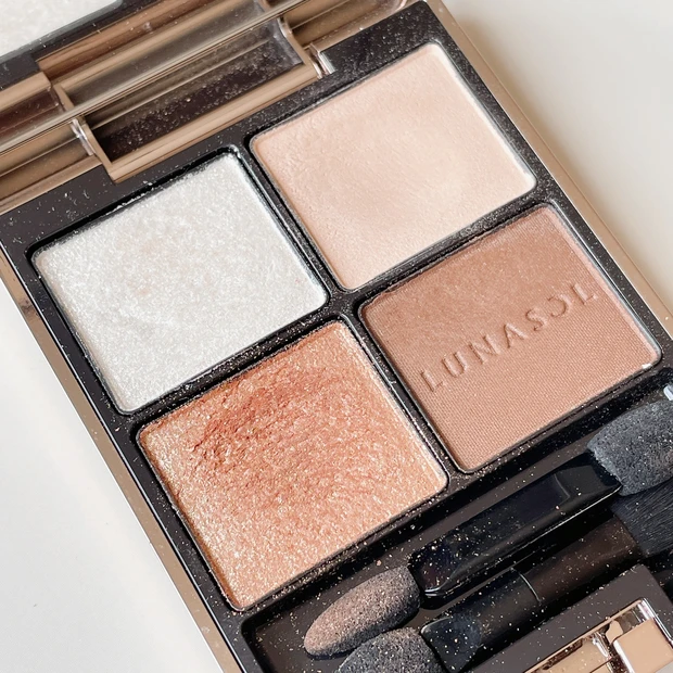 〈完全保存版〉手持ち全色レビュー【ルナソル アイカラーレーション】大人気のアイシャドウを徹底レビュー_6_1