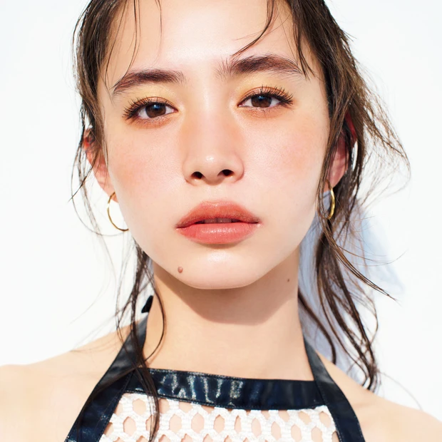 井桁弘恵　夏　夏メイク　メイク　イエローシャドウ