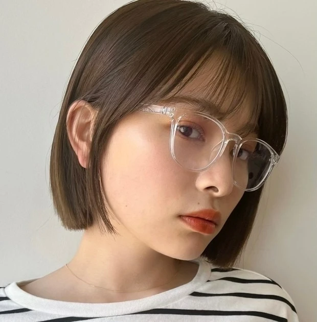 「切りっぱなしボブ」とは？_毛先をぱつんとカットしたボブスタイル_1