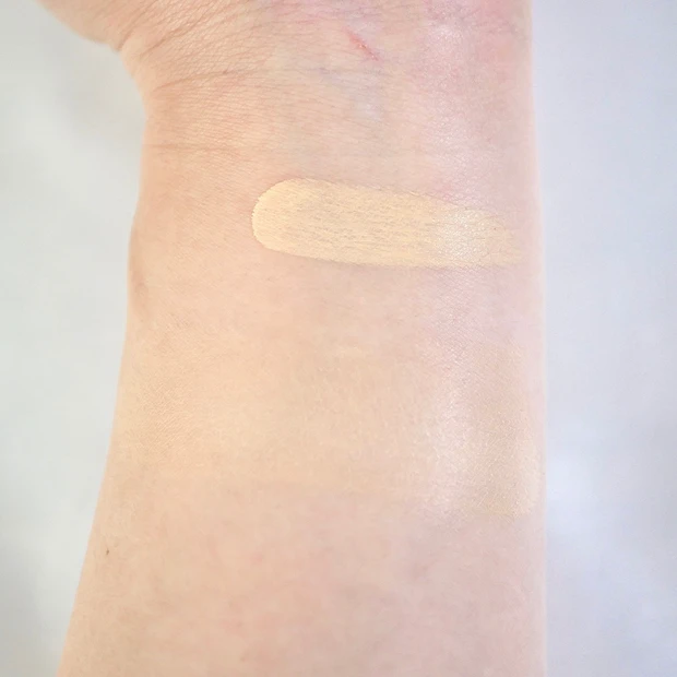 SUQQU(スック)グロウクリームコンパクト スウォッチ