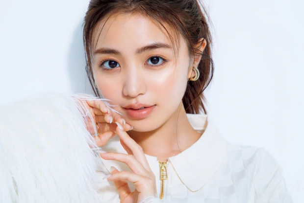 【ブルベ・イエベ別】最旬洒落顔メイク特集|守屋麗奈さん&香音さんが実演! ベスコス受賞コスメの使い方_19