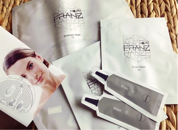 フランツ　デュアル　フェイスマスクジェット