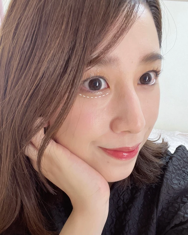 【コンサートや夏のデートにオススメ】1500円以内で手に入る⁉︎崩れ知らずのfujikoシェイクシャドウで上品な"大人のキラキラ輝くラメメイク"_3_1