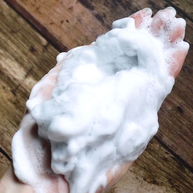 角栓が●●の原因!?夏の毛穴問題はファンケル洗顔パウダーで解決!!_3_2