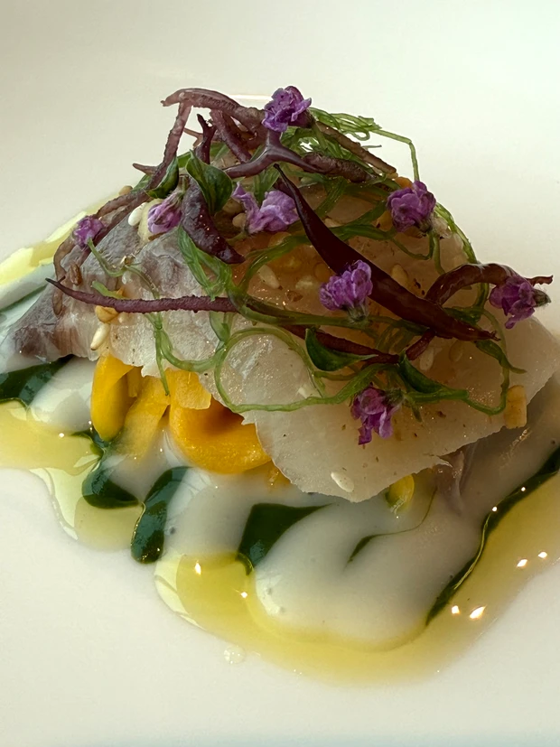 夏限定スーパーフルーツカクテルで免疫UP麻布台ヒルズ33階「Dining33」
_6_1