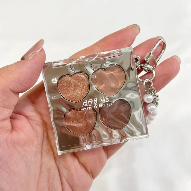 スリコ　ミニアイシャドウパレット　ピーチ