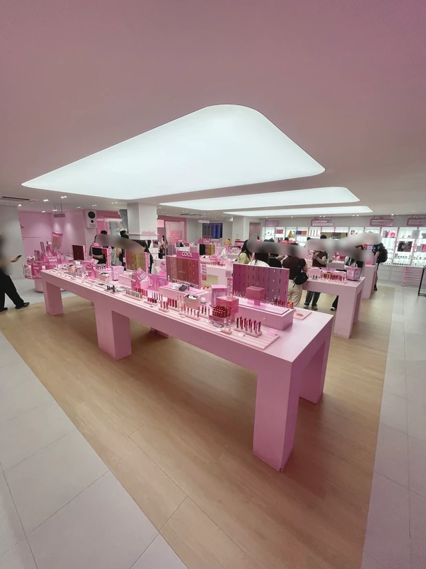 とても広い店内(一部)