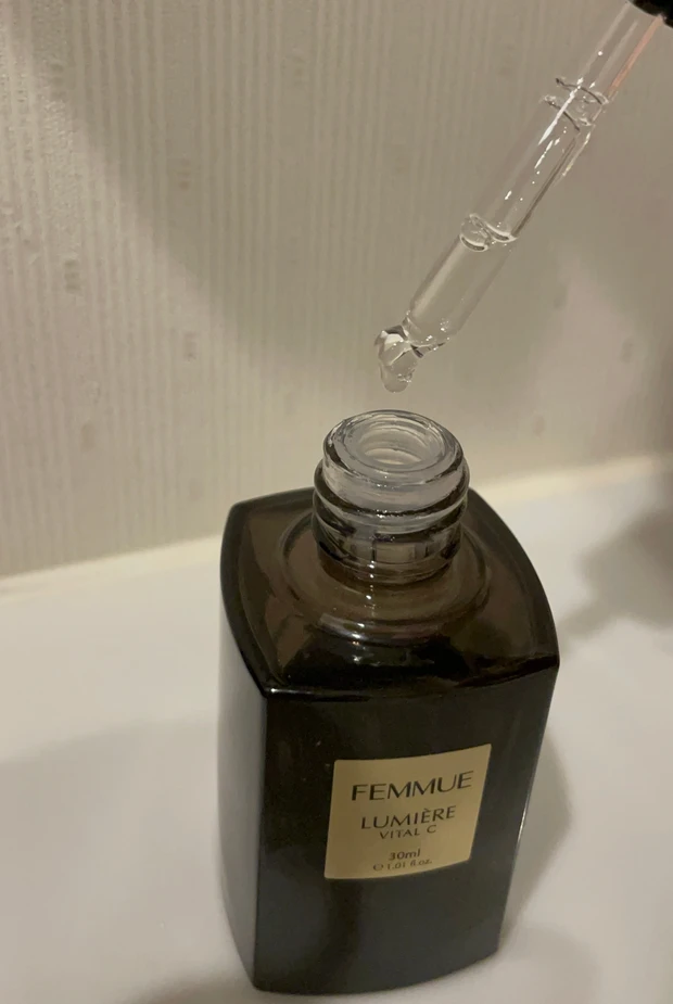 ＼何度リピ買いしたかわからない！／FEMMUE推し美容液✨✨【MAQUIAインフルエンサーのオッス！推しコス】_2_1