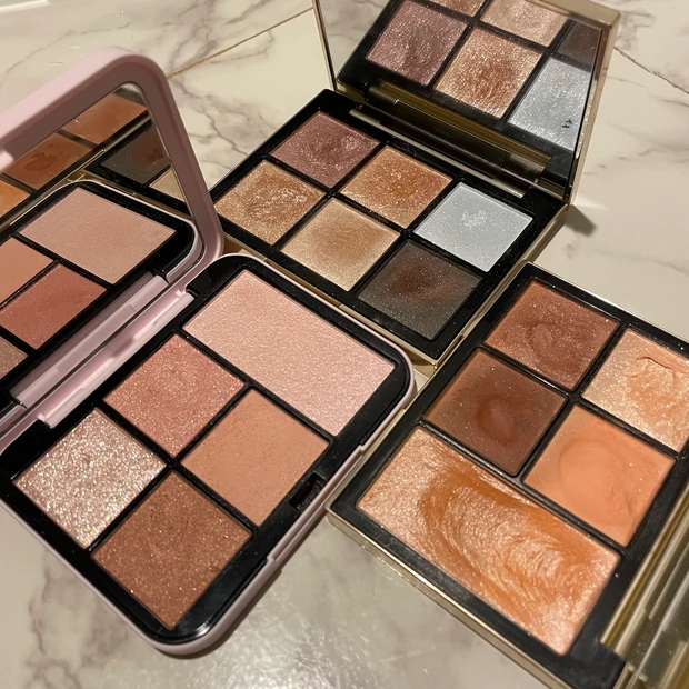 お気に入りコスメでいつも機嫌よく♩_1