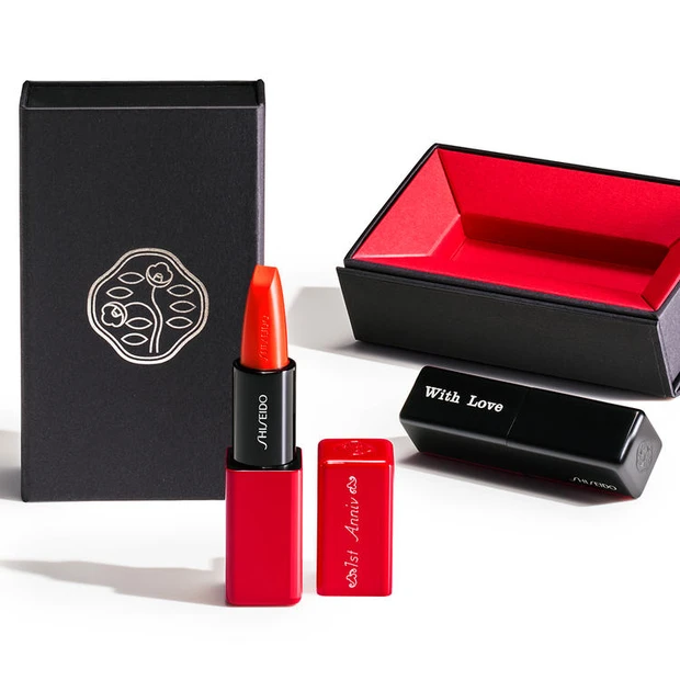 リップクリーム プレゼント　刻印リップ　SHISEIDO　資生堂