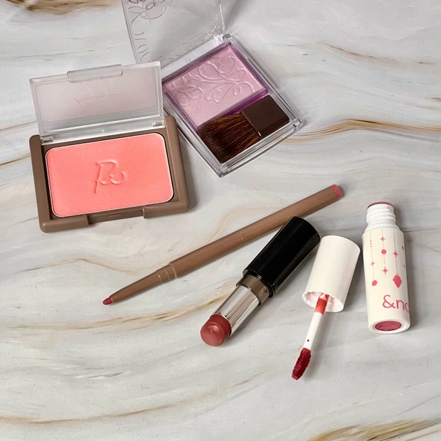 こじはる（小嶋陽菜さん）　真似メイク　使用コスメ