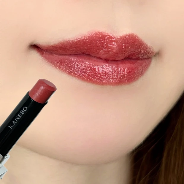 KANEBO ルージュスターヴァイブラント　V04 Core Red