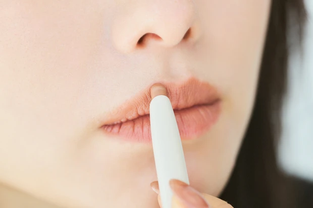 山本舞香のBeauty Script　【2024春夏トレンドメイク】CELINE編　HOWTO③