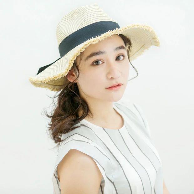 1500円に見えない! 「GU」のプチプラ帽子と相性のいい夏ヘアアレンジ