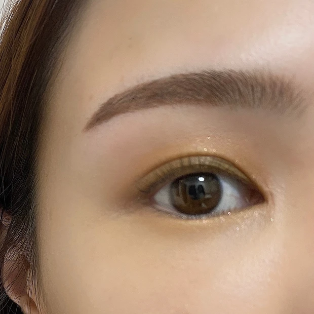 河北流・カーキメイクに挑戦！パーソナルカラー・ブルべでもイエロー・オレンジを使いこなせるテクニック【MAQUIA×河北裕介 美容でポジティブプロジェクト】_2_1