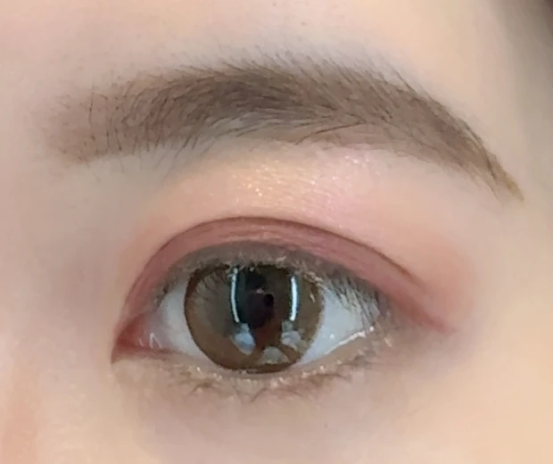 クチュール ミニ クラッチ 820 マジェスティック リヤドのメイク①