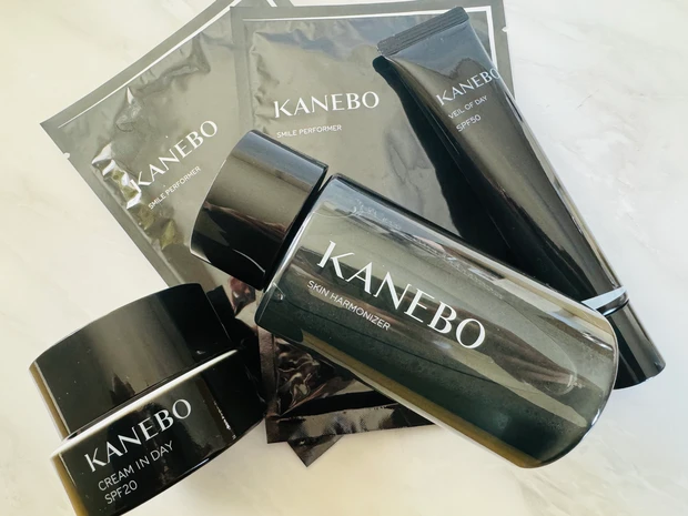 KANEBOのスキンケアアイテム達