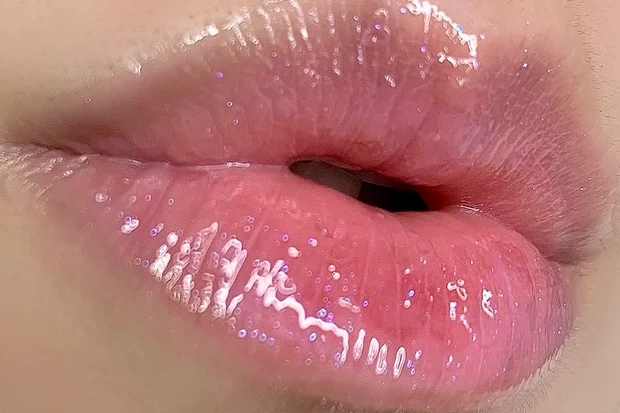 ジルスチュアート 青ラメグロス