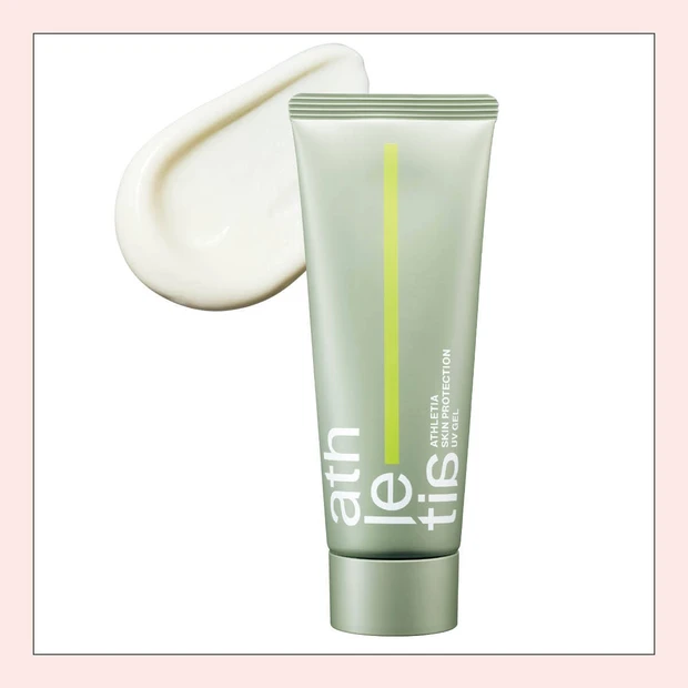 アスレティア「スキンプロテクション UVジェル」は汗や水で落ちない？ UVカメラで実力をチェック！