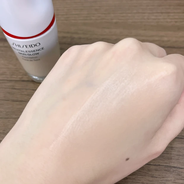 SHISEIDO エッセンススキングロウファンデーション