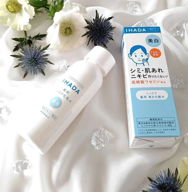 【人気のスキンケア】巷で人気の“イハダ”になんと!美白ラインが登場したって知ってました!?_2_1