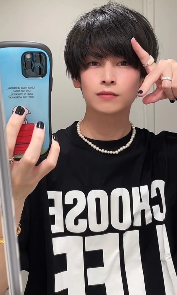 【MYベストコスメ】メンズのネイルブーム！！ズボラでも社会人でもできるネイルのオススメ4選_6_1