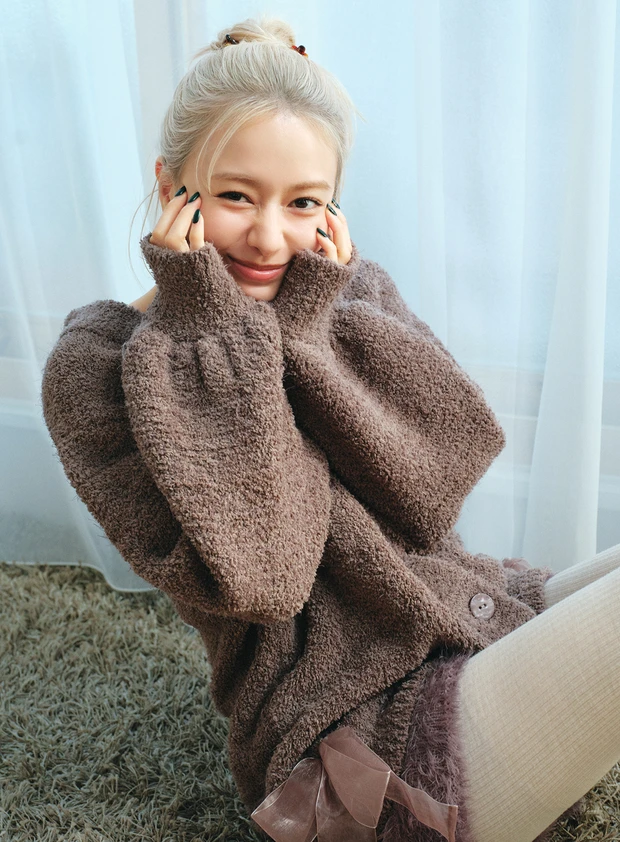 マキア 山本舞香 ヘルシー美活 山本舞香のBeauty Script 美ネタ オフショット 温活 Netflix