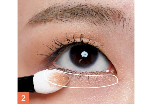 アイメイク 一重 長井かおり シャネル レ キャトル オンブル ブトン 219 下まぶた 涙袋