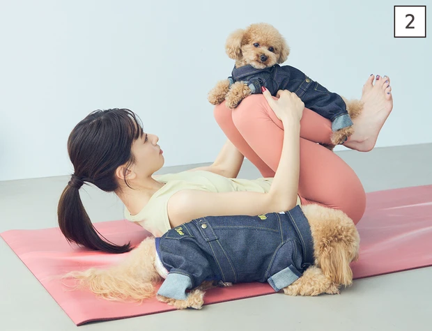 ドッグヨガ　ガス抜きのポーズ②