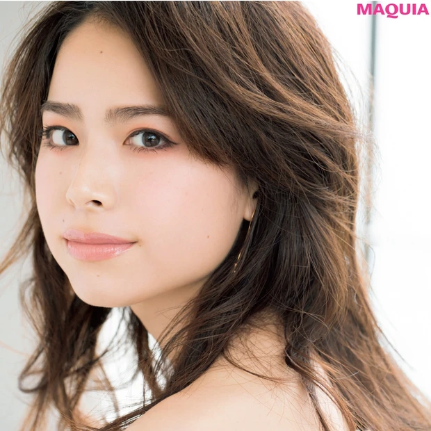 囲みラインがないのにデカ目に！ 脱・盛りメイクでドラマティックな目元に変…