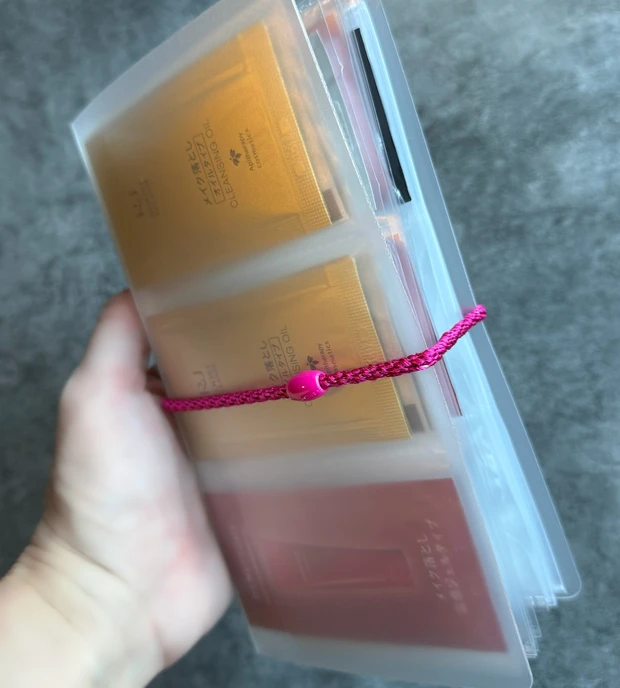 ジムも温泉もこれ１冊！無印良品のカードフォルダーがトラベルポーチの新定番⁈中身公開レビュー_8