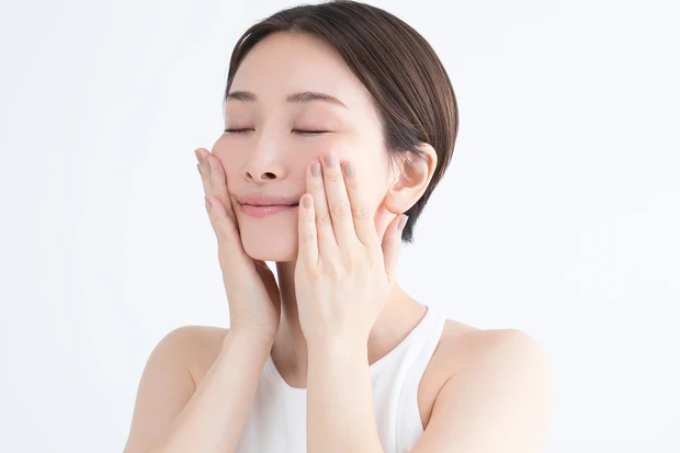30代など大人のための【たるみ】スキンケアを佐々木あさひさんが実践!「スリーピングマスクで夜の追っかけ保湿が◎」_2