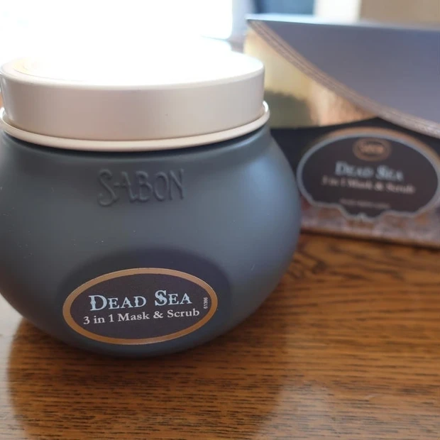 《SABON》浄化・保湿・エイジングケアの3つの機能を兼ね備えたスクラブマスク