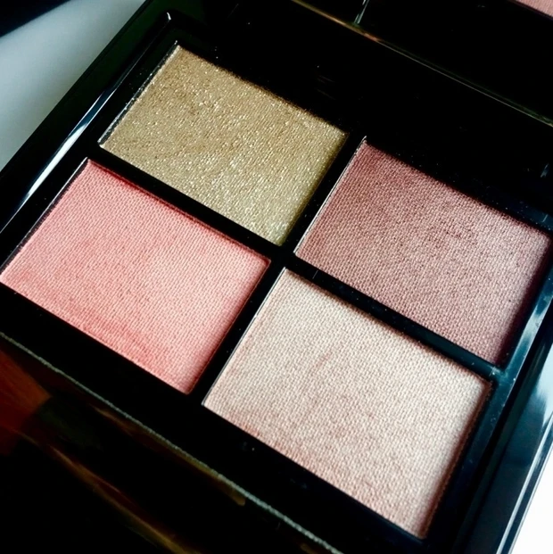 ETVOS ミネラルクラッシィシャドー コットンピーチ　石けんオフコスメ　エトヴォス　新作コスメ2021