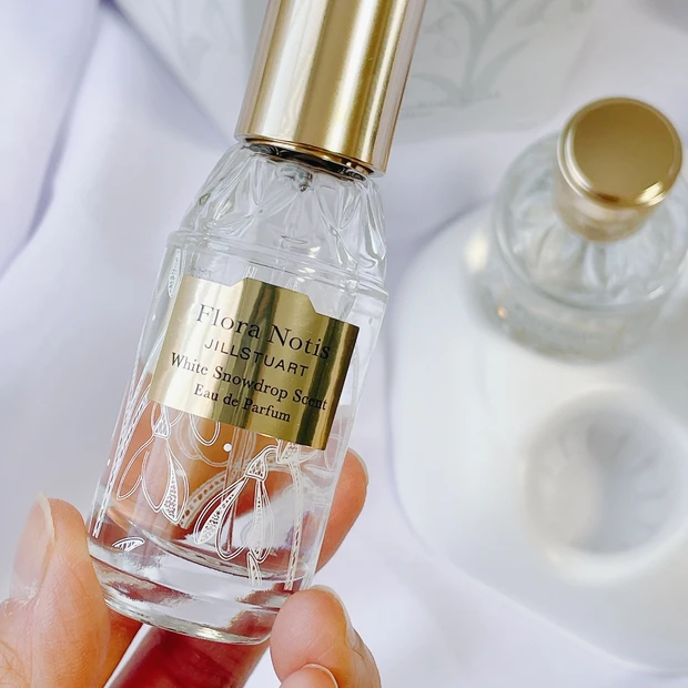 破格の¥8,140！【フローラノーティスジルスチュアート スノードロップコフレ】クリスマスならではの華やかさ☆クリスマスコフレ2022_3_1