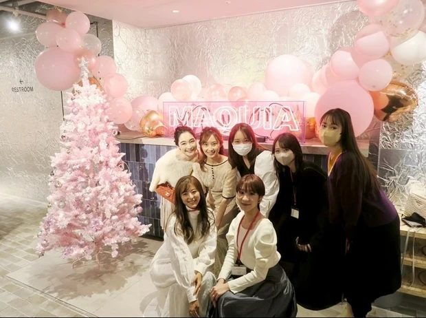 【自己紹介♡】
9年目に突入!!『限定♡』『キラっ、ツヤっ』コスメに目がない、MAQUIAインフルエンサーえりです。_7_2