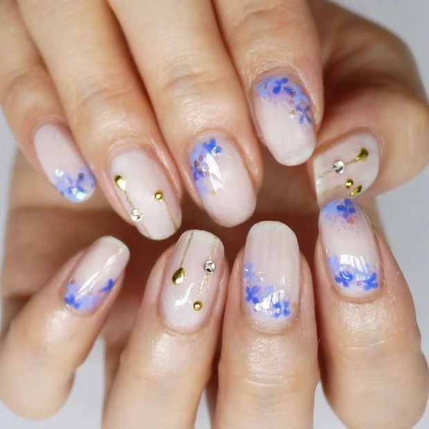 梅雨シーズンを爽やかに! 清楚で可憐な紫陽花ネイル【ギ☆のセルフネイル手…