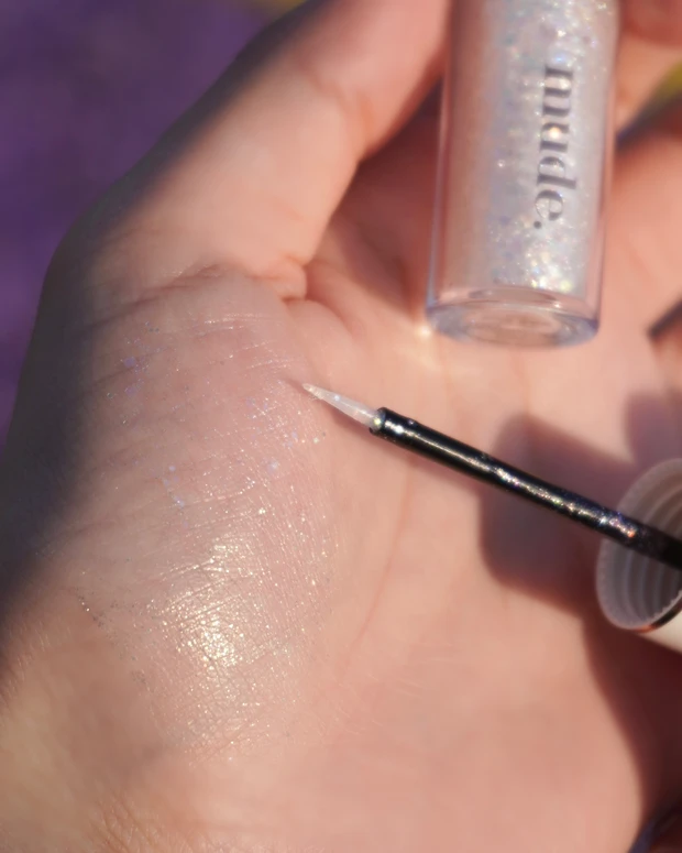 【MAQUIAインフルエンサーのオッス！推しコス】最近購入した感動コスメ！宝石のような輝き。大人の綺麗な韓国コスメブランド「mude」のグリッターを大紹介！_2_2