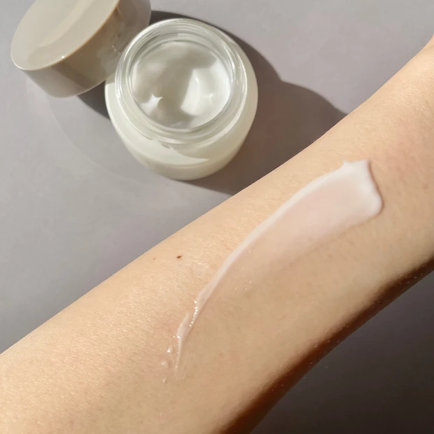 【スキンケア】発売直後に三度完売!今年新発売の美白エイジングケアシリーズ「N organic Bright」の濃密保湿クリーム_3