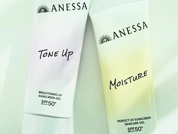 【アネッサから新作登場】スキンケアも叶える日焼け止め2種をご紹介！