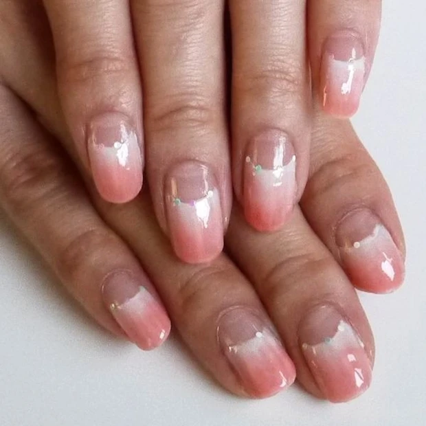 自分で簡単おしゃれに【ギ☆さんのセルフネイル手本帖】